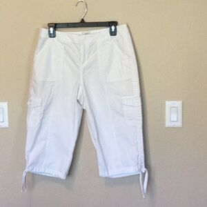 Women's White Cargo Capris